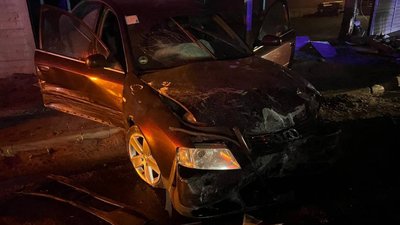 На Львівщині рятувальники ліквідовували наслідки автопригоди