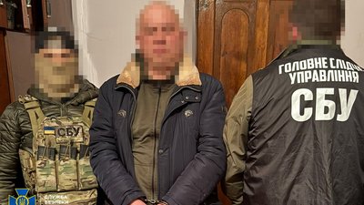 Затримали начальника медичного підрозділу бойової бригади, який коригував повітряні атаки рф одразу по трьох областях України
