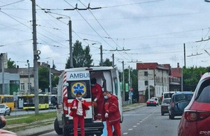 У Львові у ДТП загинув пішохід (фото 18+)