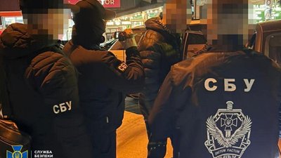 На Львівщині екс-працівник ТЦК з мамою продавали медичні документи для відстрочки від призову