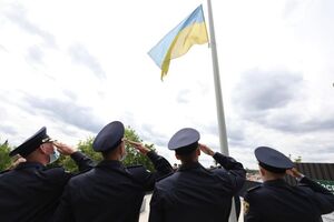 У Львові відбулося урочисте підняття Державного прапора