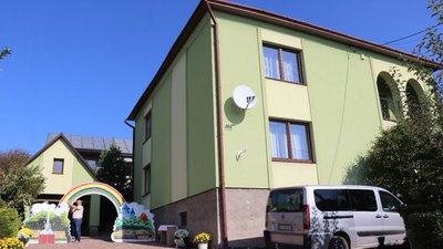 Велика родина з Донеччини оселилася на Львівщині: 10 дітей-сиріт знайшли дім