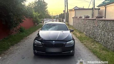 У ДТП на Хмельниччині зіткнулися неповнолітній водій авто та малолітня водійка електросамоката
