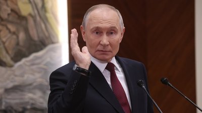 путін заявив, що росія домагатиметься "денацифікації" України