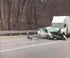 Смертельна ДТП неподалік Львова: рятувальники деблоковували загиблого водія із понівеченого авто (ФОТО/ВІДЕО)