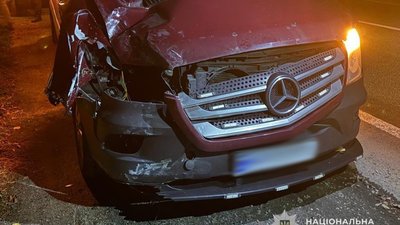 На Львівщині мікроавтобус на смерть збив 60-річного пішохода