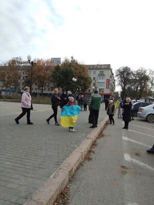 У Мережі оприлюднили кадри, як мешканці Херсона зустрічають ЗСУ 