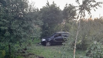 На Львівщині п’яна водійка на Chevrolet злетіла в кювет (ФОТО)