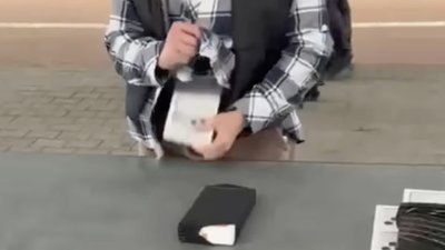 У "Краковці" виявили жінку, яка на собі перевозила вісім iPhone 17 Pro Max  (ВІДЕО)