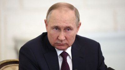 Путін звинуватив Захід у намірах поховати економіку РФ