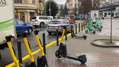 Івано-Франківськ став першим містом в Україні, де ввели заборону на електросамокати