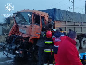 На Львівщині сталася ДТП двох вантажівок (ФОТО)