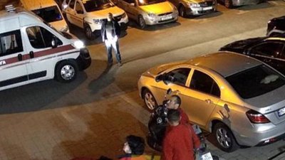 У Львові дівчина випала з вікна багатоповерхівки (ФОТО)