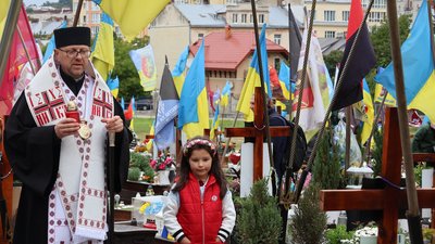 У Львові у День Незалежності України вшанували пам'ять загиблих Героїв