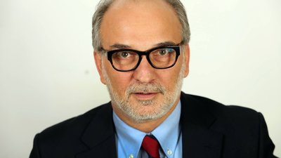 Ексдепутат Сейму Польщі повернув Навроцькому орден Білого Орла