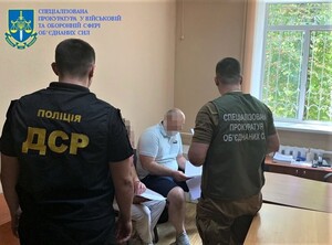 Мер прифронтового міста присвоїв кошти призначені для оборони