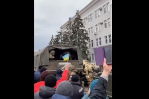 «Бердянськ — це Україна»: мешканці вийшли на мітинг проти окупанта (ВІДЕО)