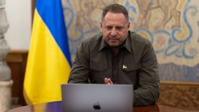 Єрмак підтвердив проведення процесуальних дій у нього вдома