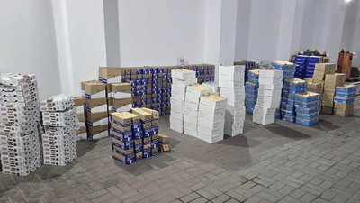 На Львівщині митники виявили 4 тонни контрабанди молочних продуктів (ФОТО)