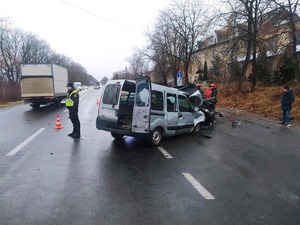 На Франківщині у ДТП загинула людина, ще троє травмовані