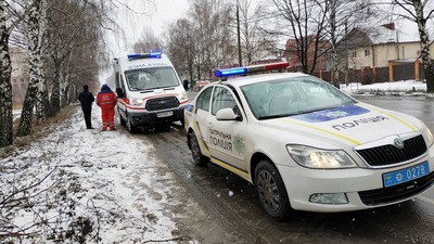 Жертви ДТП, грабіжників та свідки вбивства: на Львівщині громадяни викликають поліцію і медиків на вигадані злочини