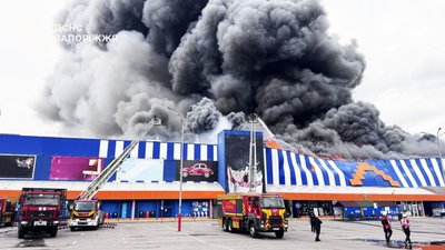 Росіяни намагатимуться знищувати великі торговельні центри в Україні, - Флеш