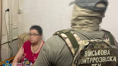 СБУ викрила доцентку одеського вишу на коригуванні російських обстрілів
