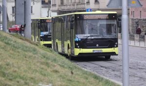 У Великодній понеділок громадський транспорт Львова курсуватиме за розкладом вихідного дня