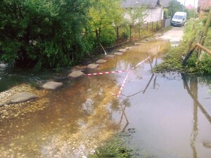 На Львівщині стоки затопили місто Ходорів: що там зараз відбувається (фото)