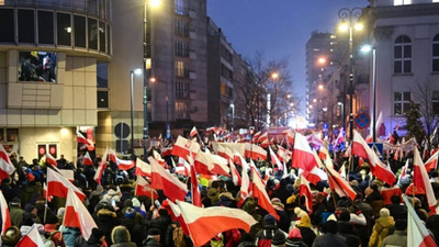 По всій території Польщі розпочалися великі протести фермерів проти імпорту з України (ФОТО)