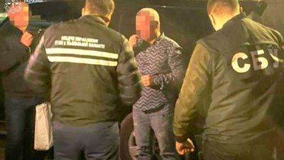 Посадовця з Львівщини кинули на 6 років до тюрми за вимагання «відкатів»