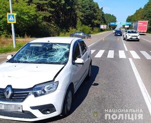 Поблизу Рудного водій автомобіля збив двох жінок (ФОТО)