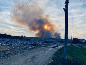 На Новояворівському сміттєзвалищі спалахнула пожежа