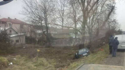 У ДТП на Львівщині автомобіль протаранив дерево