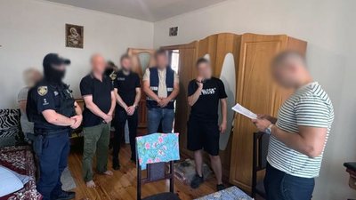 У Львівській області прийомний батько систематично ґвалтував падчерку