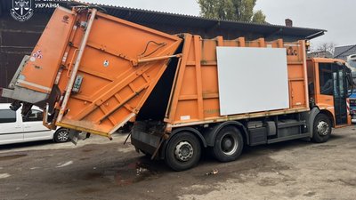 Львів’янин під виглядом гуманітарки для ЗСУ завіз до України вантажівку