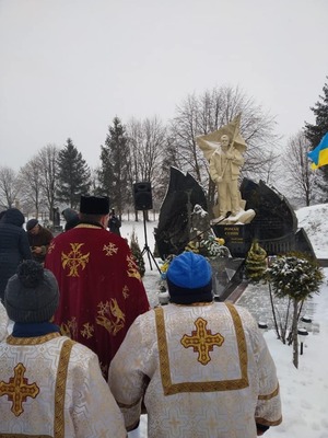 Незламний дух та безсмертний подвиг: 5 річниця від дня героїчної загибелі Романа Сеника (фото)