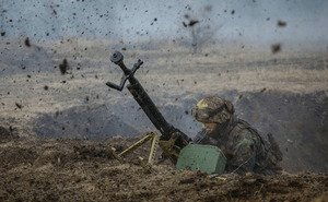 У зоні ООС поранений український військовий