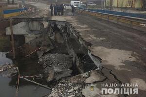 На Тернопільщині обвалився міст через річку Серет (фото)