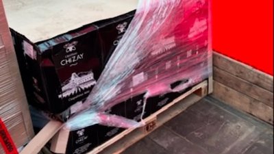 У Лондоні пограбували фуру із закарпатським вином Chateau Chizay (ФОТО)