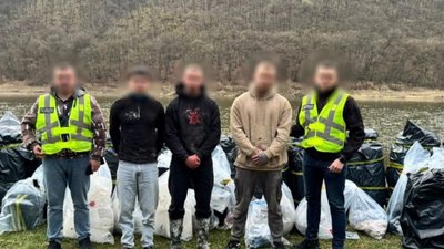 На Прикарпатті 17-річні підлітки облаштували нарколабораторію