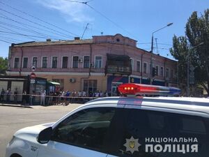 В Одесі чоловік захопив у заручники працівницю ломбарду