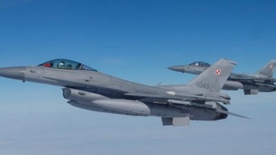 Польща та Латвія піднімали авіацію через російські удари по Україні