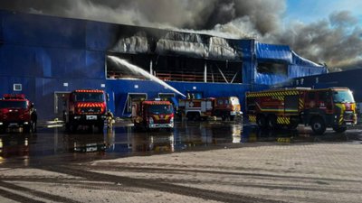 На Київщині понад 10 годин гасили пожежу після атаки дрона