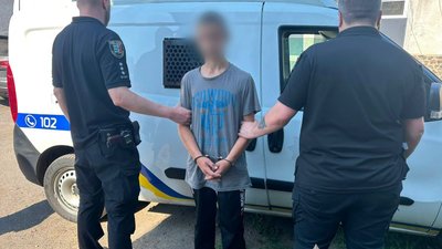 На Закарпатті неповнолітній розрізав сейф болгаркою та викрав гроші (ФОТО)