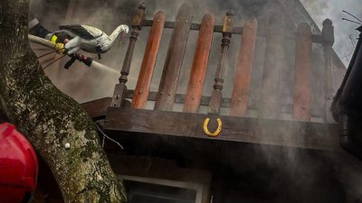 На Львівщині горіла дерев’яна мансарда