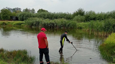 У Львові водолази обстежують водойму шукаючи знаряддя вбивства (ФОТО)