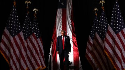 Трамп звинуватив Зеленського та закликав його зупинити удари по РФ