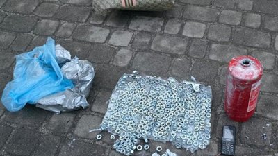 У Львові судять дівчину з хлопцем, яких затримали під час спроби влаштувати теракт біля відділу поліції (ФОТО)