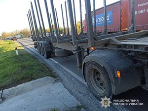 Фото: НПУ. ДТП у селі Розвадів Стрийського району 